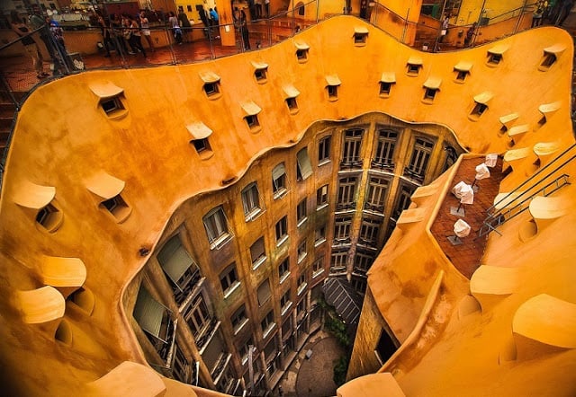 La Pedrera o Casa Milá desde la cubierta La Pedrera o Casa Milá desde la cubierta
