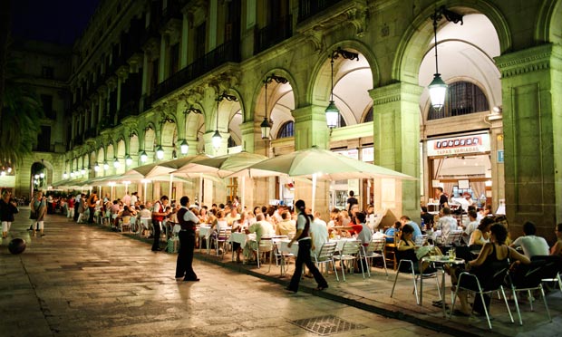 Bares en la Plaça Reial de Barcelona Bares en la Plaça Reial de Barcelona